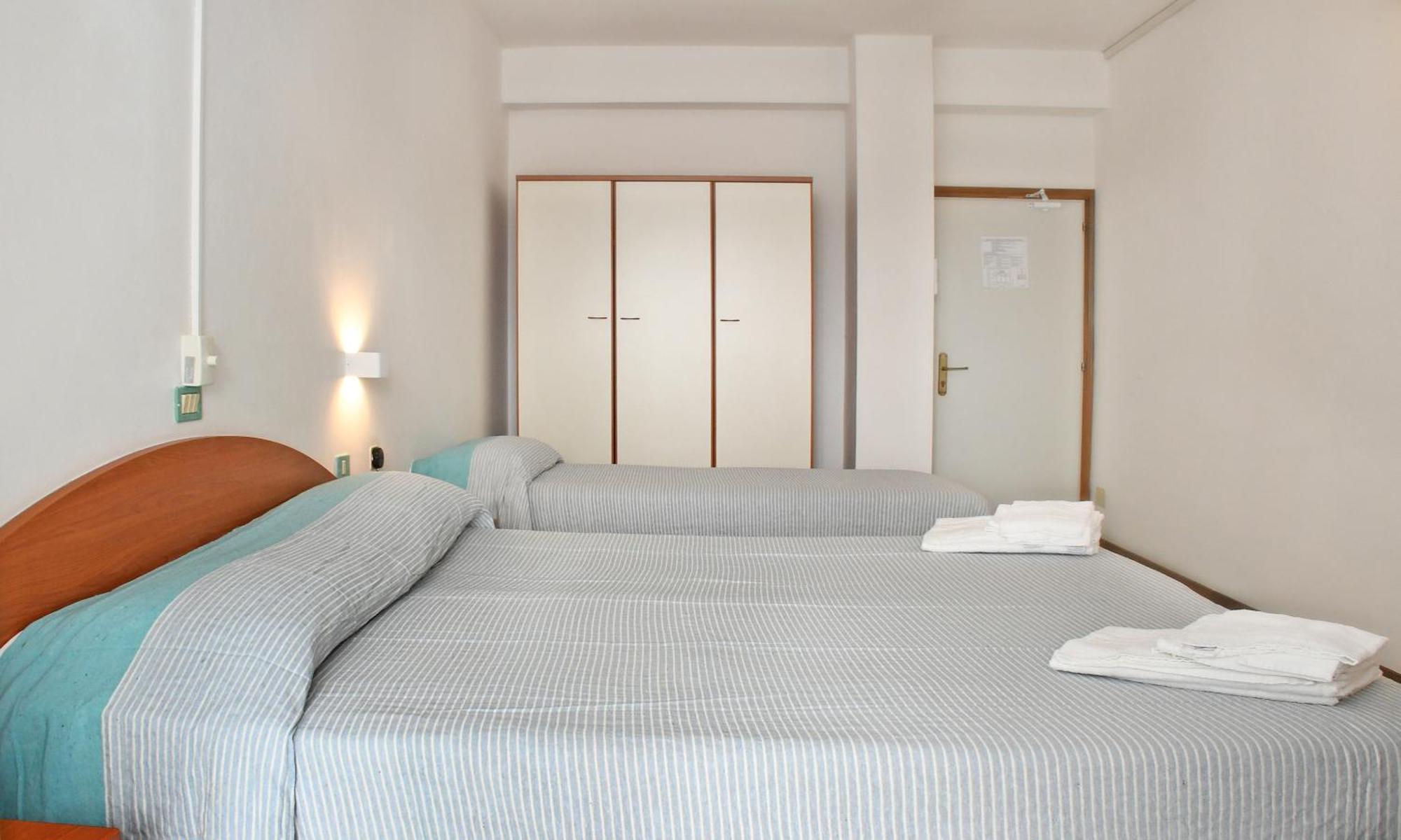 Hotel Exclusive In Pieno Centro - Nuova Gestione 2025 Риччоне Экстерьер фото