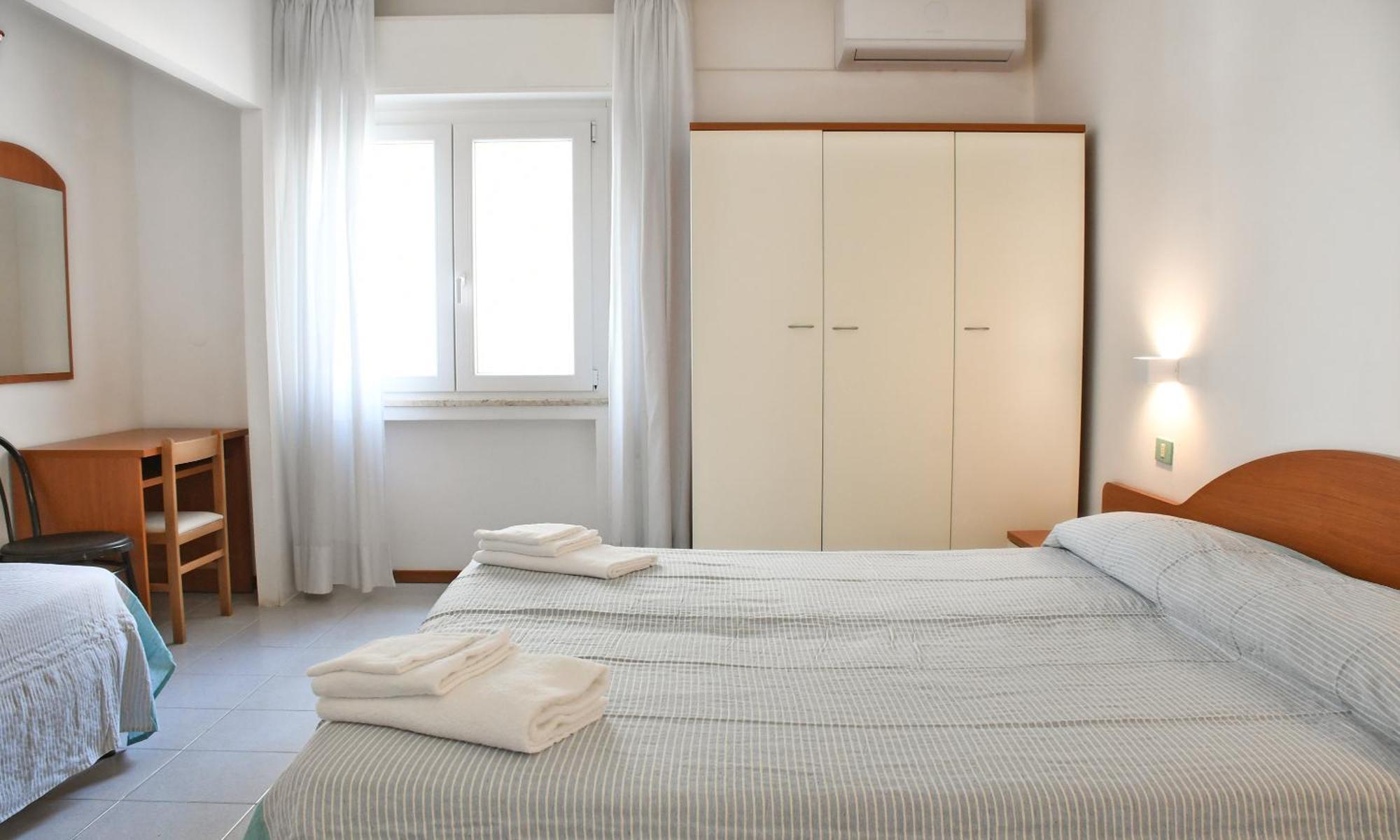 Hotel Exclusive In Pieno Centro - Nuova Gestione 2025 Риччоне Экстерьер фото