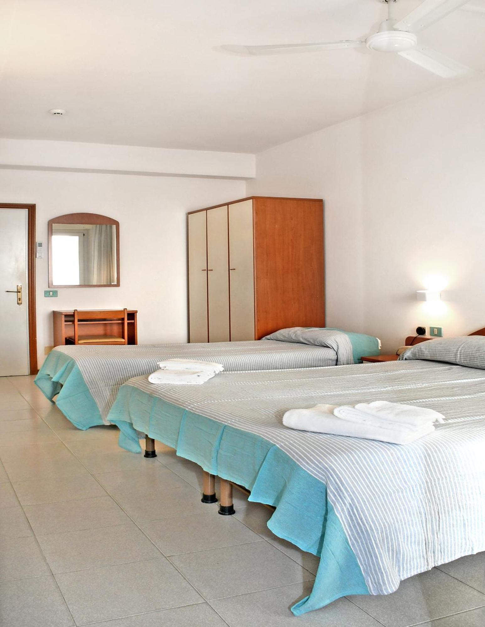 Hotel Exclusive In Pieno Centro - Nuova Gestione 2025 Риччоне Экстерьер фото